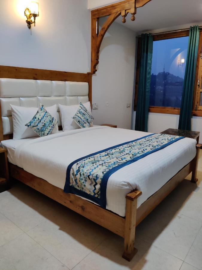 Golden Oak Bed & Breakfast Shimla Eksteriør bilde