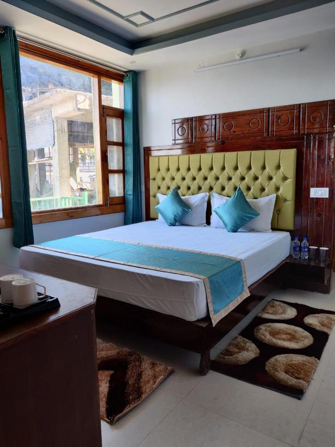 Golden Oak Bed & Breakfast Shimla Eksteriør bilde